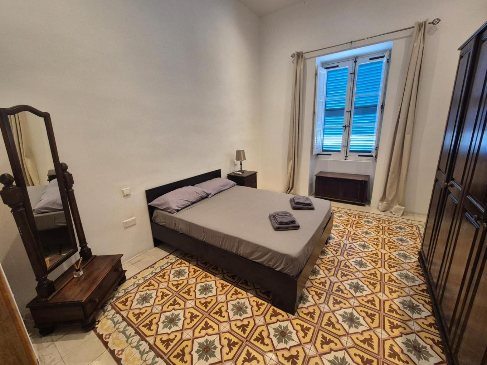 Spacious 4-bedrooms Townhouse In Tas-sliema Sliema